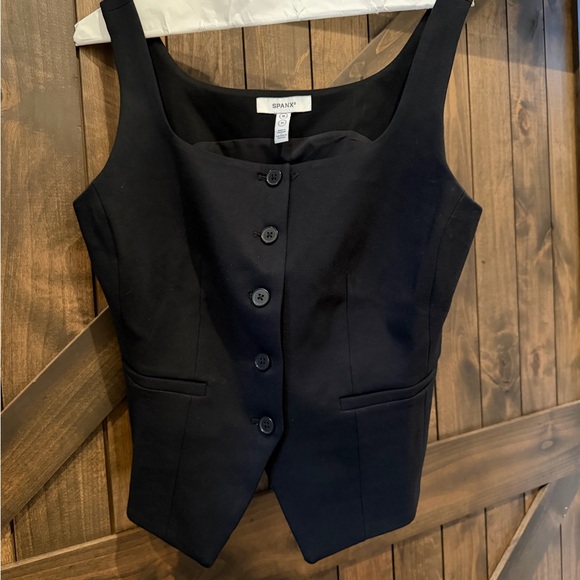 SPANX Women's tailored vest top NWOT - Picture 3 of 5